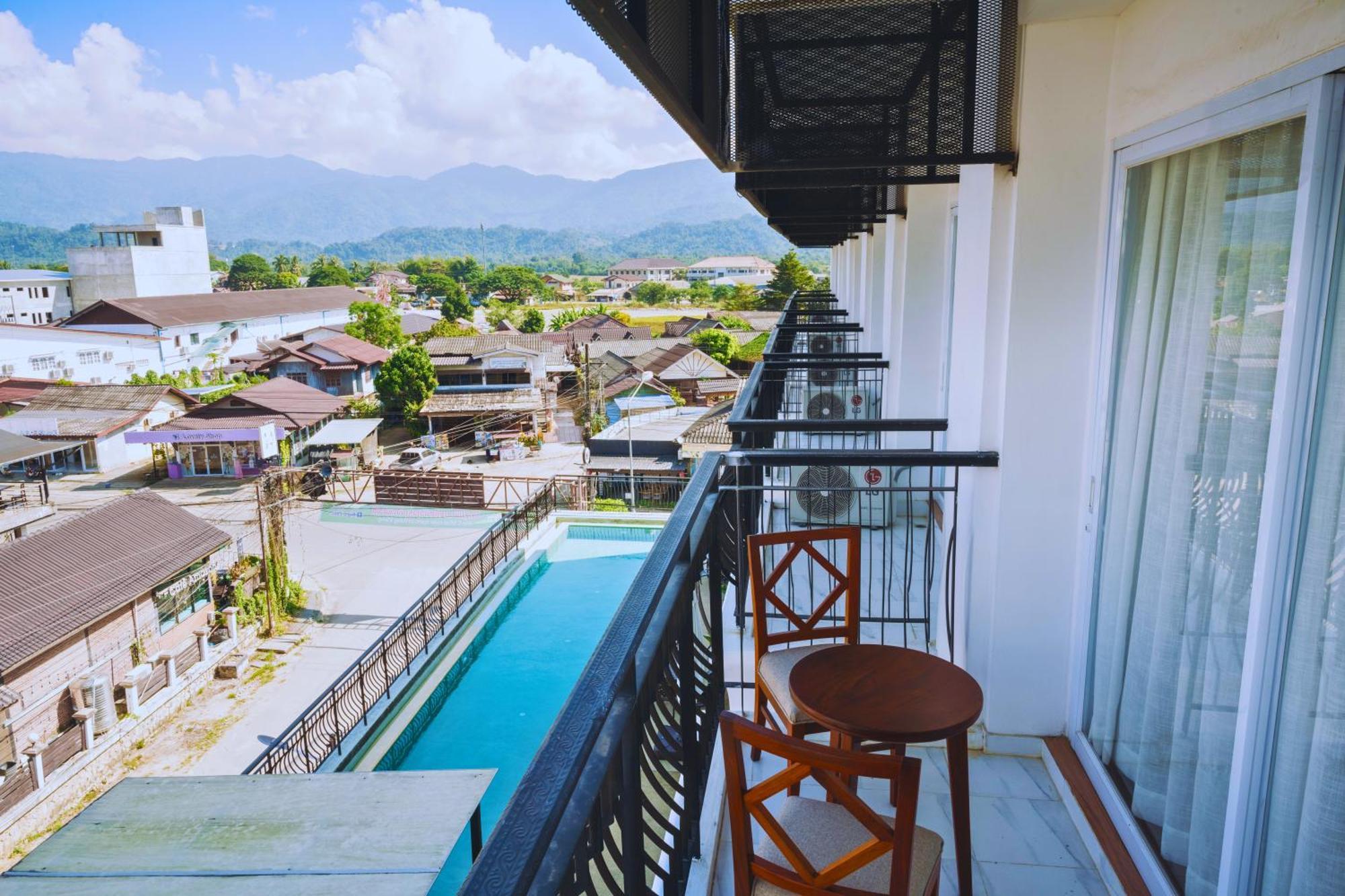 Oudomsin Vangvieng Hotel Vang Vieng Ngoại thất bức ảnh