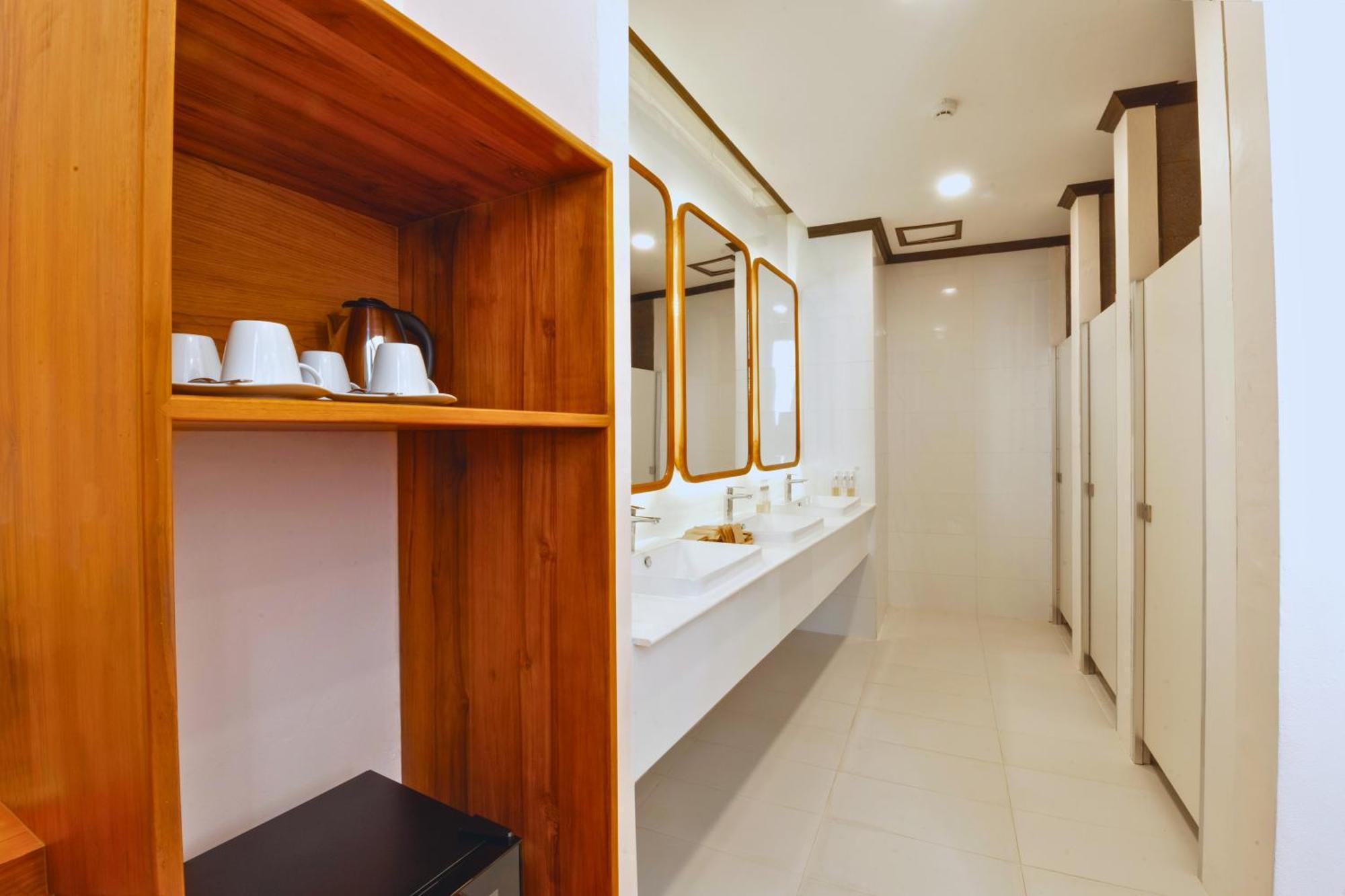 Oudomsin Vangvieng Hotel Vang Vieng Ngoại thất bức ảnh