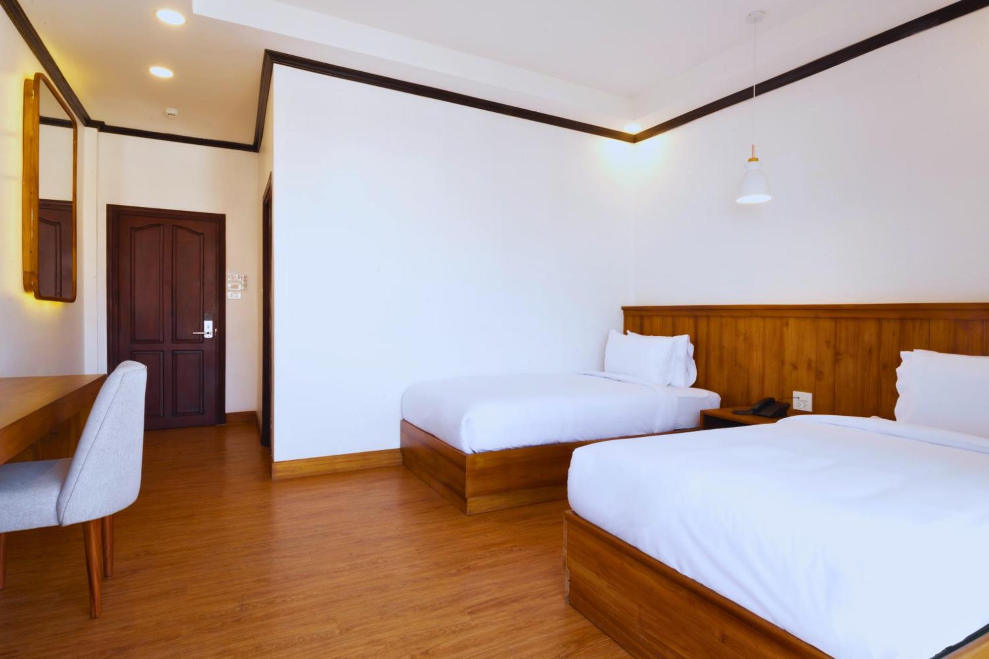 Oudomsin Vangvieng Hotel Vang Vieng Ngoại thất bức ảnh