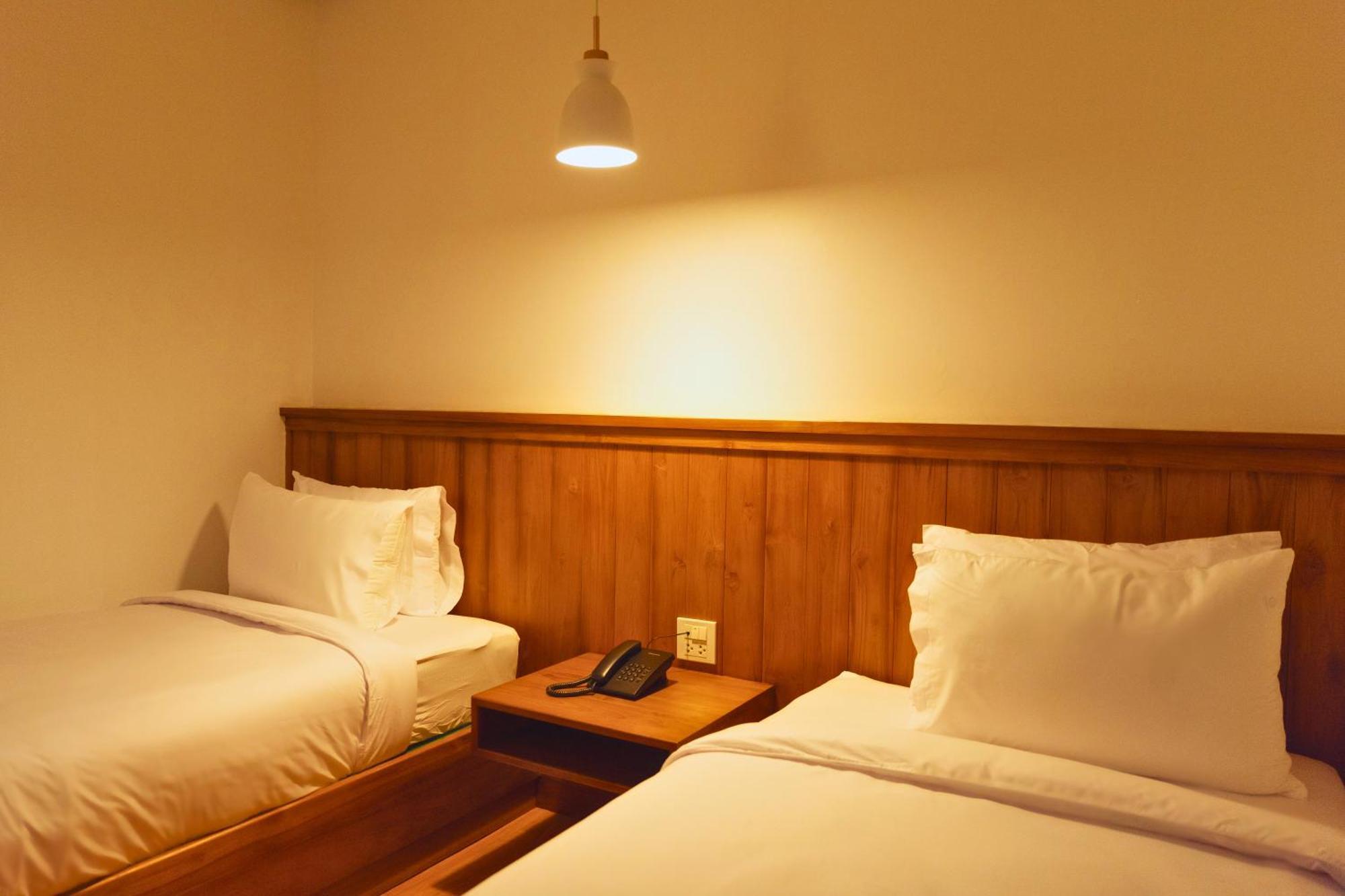 Oudomsin Vangvieng Hotel Vang Vieng Ngoại thất bức ảnh