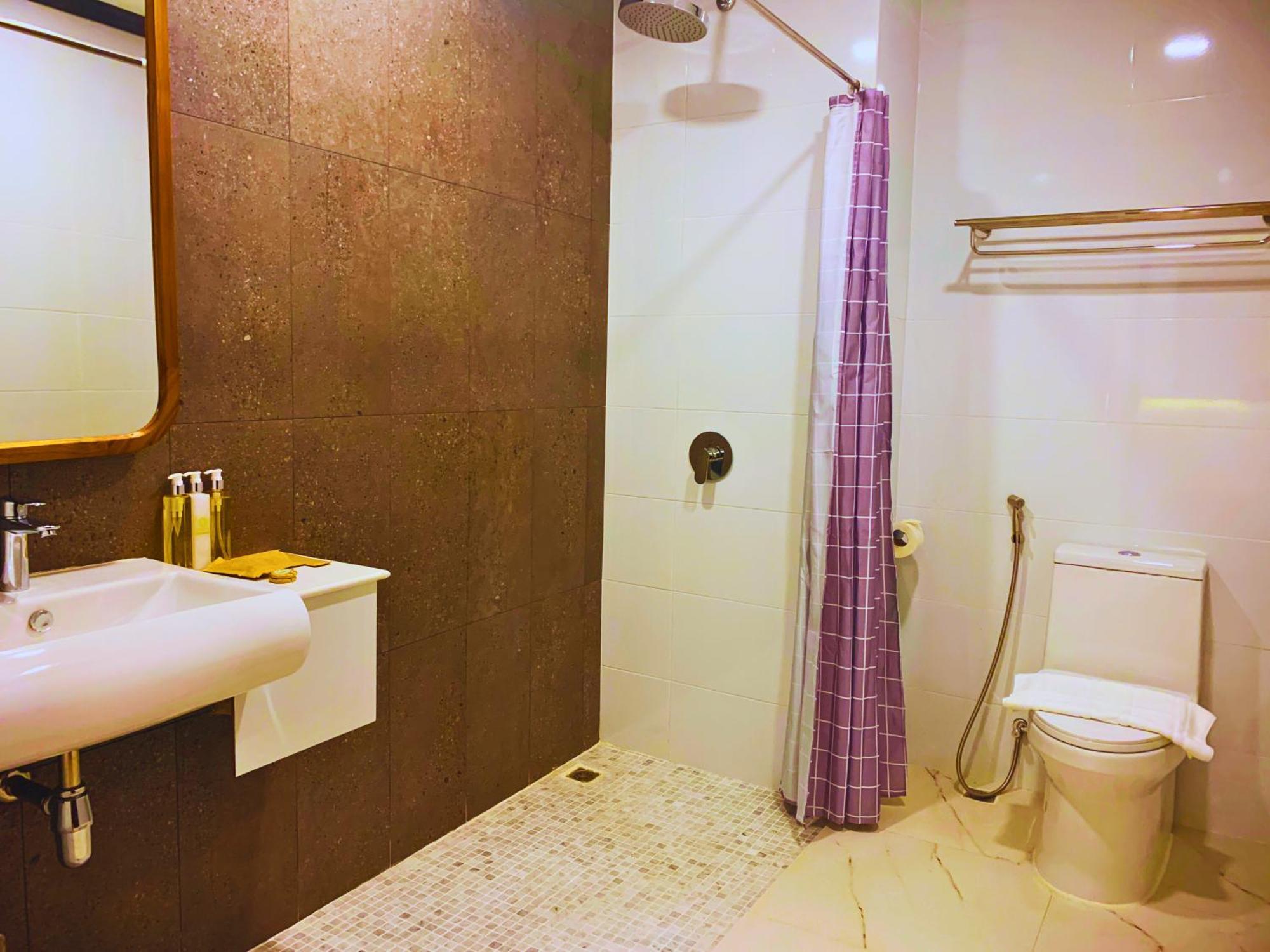 Oudomsin Vangvieng Hotel Vang Vieng Ngoại thất bức ảnh